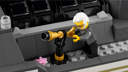 Конструктор LEGO Icons 10326 Музей естественной истории