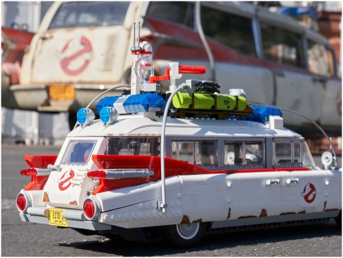 Конструктор LEGO Ghostbusters 10274 ECTO-1