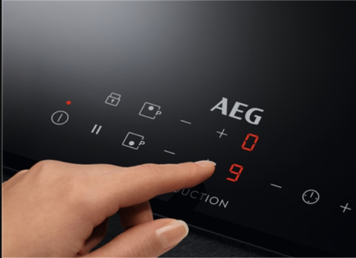 Индукционная варочная поверхность AEG IKB32300CB