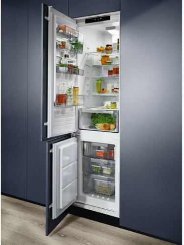 Встраиваемый холодильник Electrolux LNS6TE19S