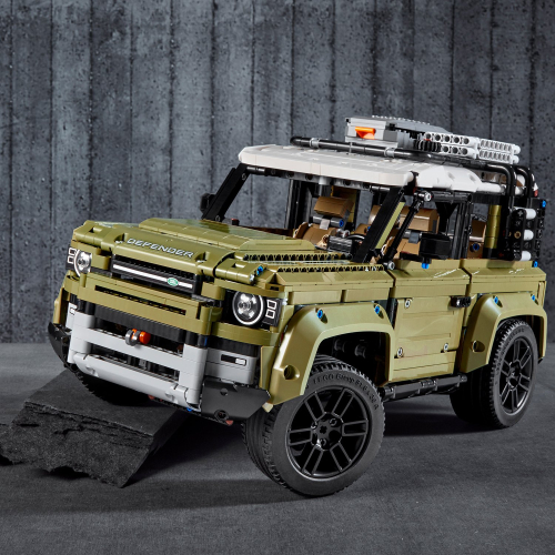 Конструктор LEGO Technic 42110 Land Rover Defender