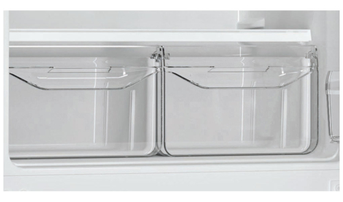 Холодильник с морозильником Indesit DS 3200 E