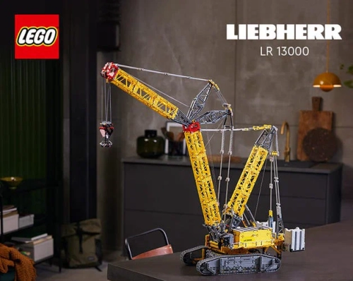 Конструктор LEGO Technic 42146 Liebherr Crawler Crane LR 13000
