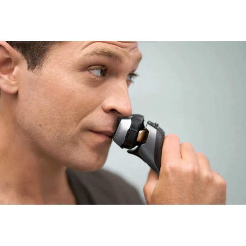 Электробритва Panasonic ES-LV69