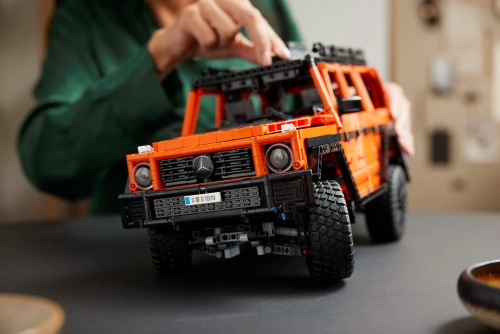 Конструктор LEGO Technic 42177 Профессиональная линейка Mercedes-Benz G500