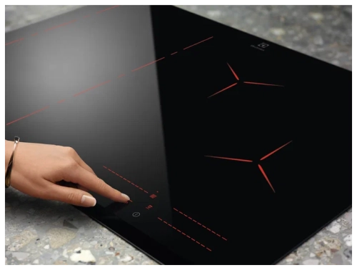 Индукционная варочная панель Electrolux IPE8492KF