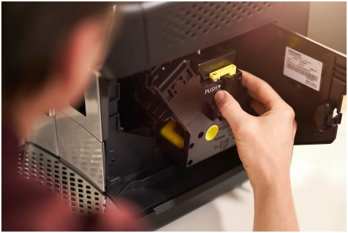 Кофемашина Philips EP3246/70 Series 3200 LatteGo, черный/серебристый