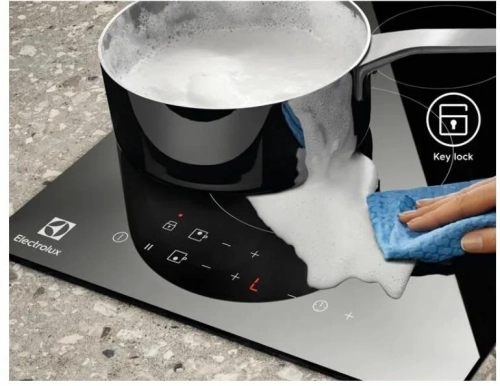 Варочная панель индукционная Electrolux LIT30230C